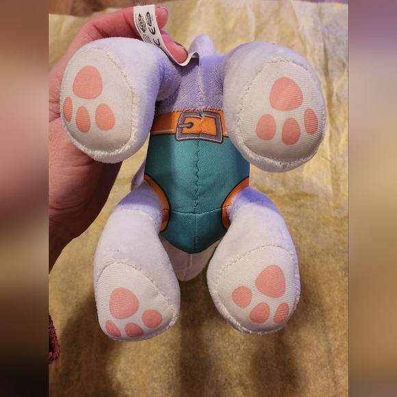 Paw Patrol Everest Stuffed Toy 2015 - Picture 5 of 8